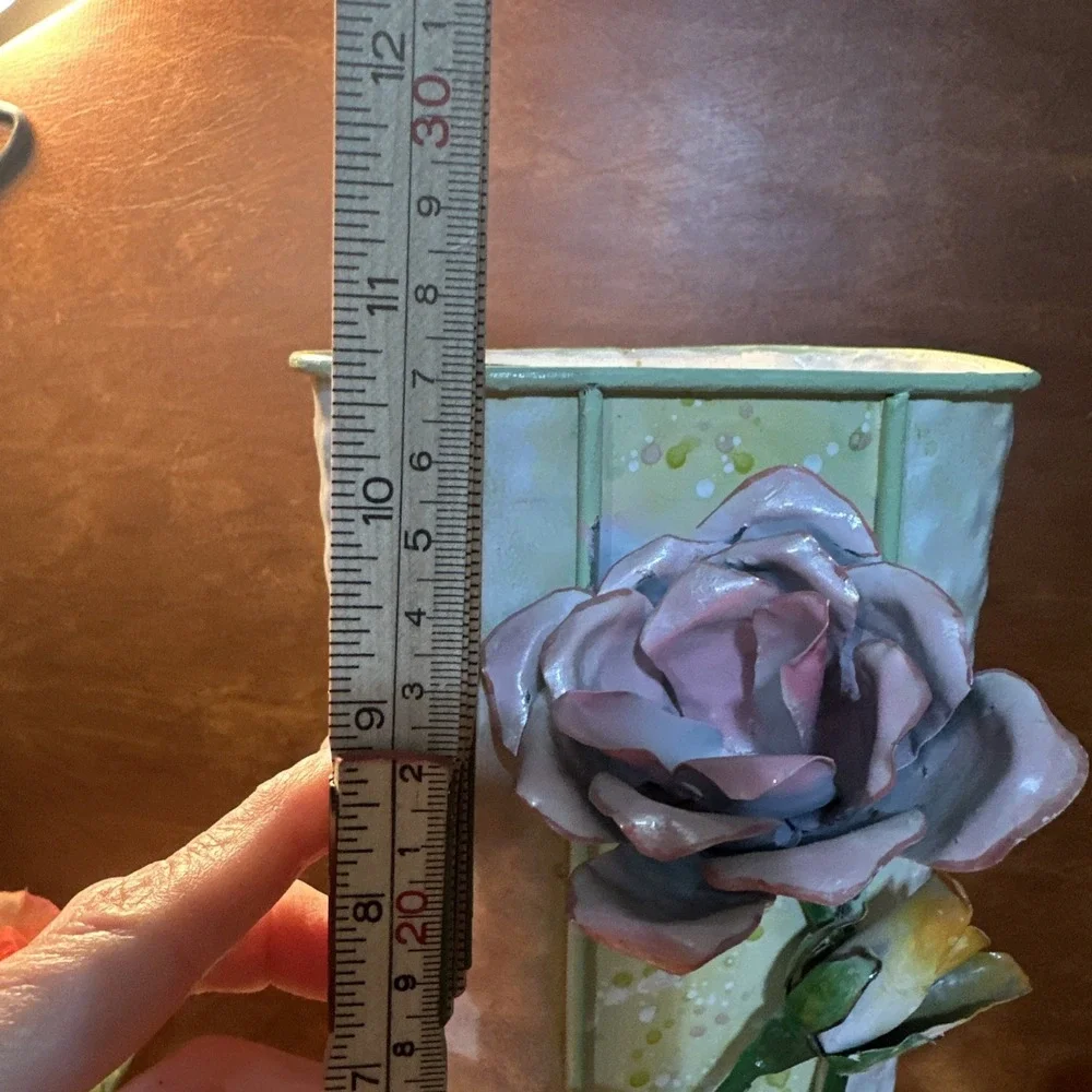 Galvanize/Metal Footed Planter/Vase With Hand Painted 3D Pink-yellowRoses 10.5